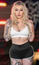 Nichole Saphir